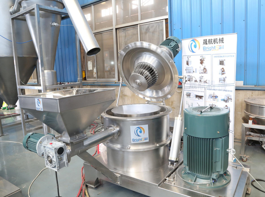 Sus 304 Moringa Leaves Pulverizer Macchina di polvere di foglie ACM Grinder di Brightsail
