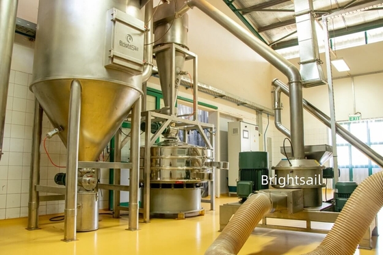 Sus 304 Moringa Leaves Pulverizer Macchina di polvere di foglie ACM Grinder di Brightsail